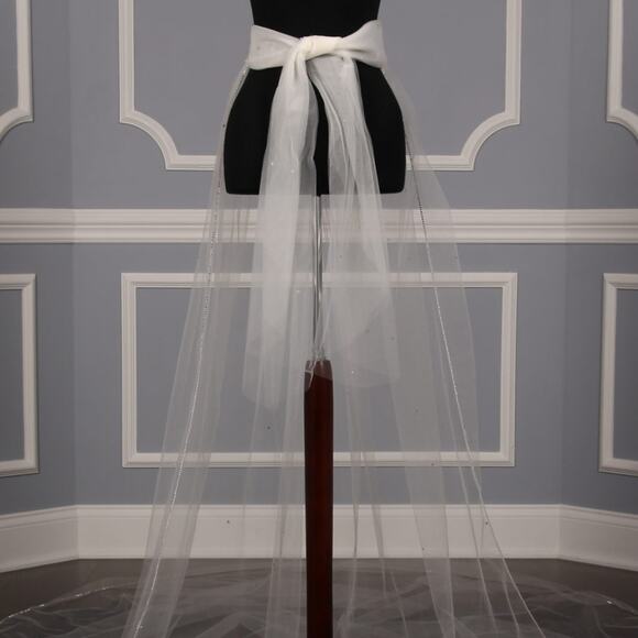 CHERYL KING Breakfast at Tiffany's Detachable Train for Wedding Dress Gown - Picture 5 of 6